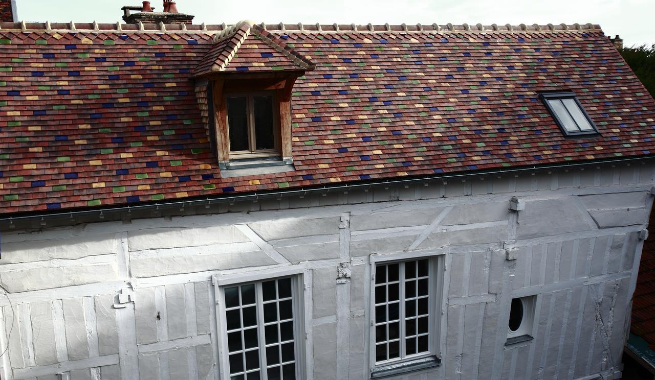 טרואה Hotel Saint Georges מראה חיצוני תמונה Roof tiles in the Netherlands