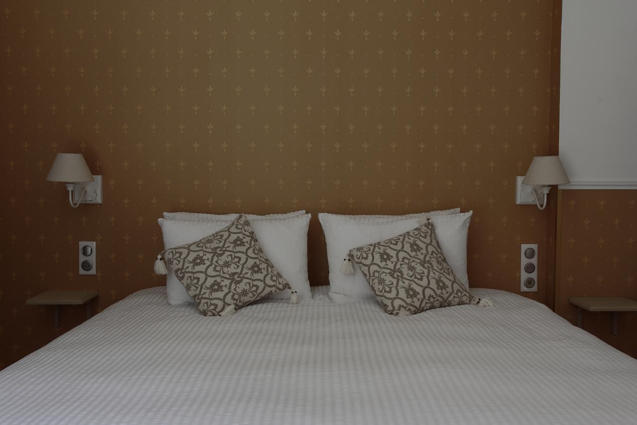טרואה Hotel Saint Georges חדר תמונה A bed