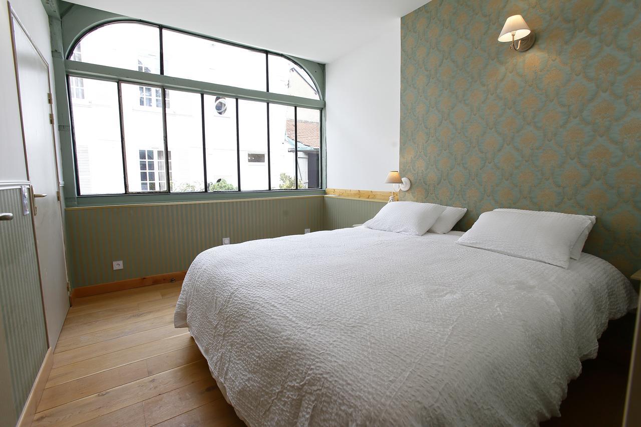 טרואה Hotel Saint Georges מראה חיצוני תמונה A bedroom at the hotel