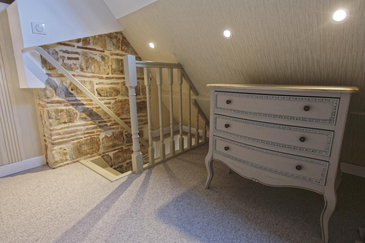 טרואה Hotel Saint Georges מראה חיצוני תמונה The staircase